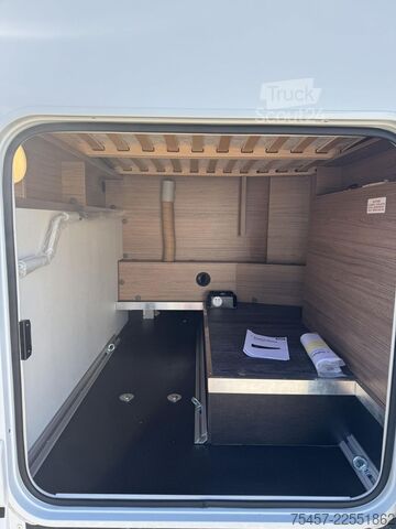 Autorulotă semi-integrată KNAUS Van TI VANSATION 550 MF