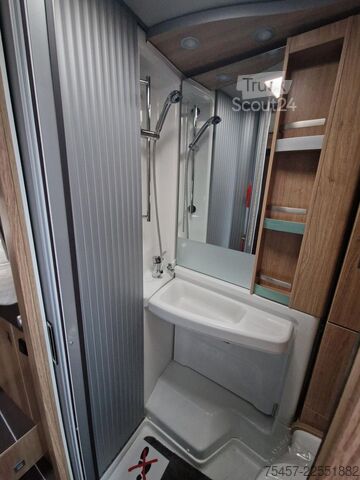 Полуинтегриран кемпер KNAUS Sky Ti PLATINUM SELECTION 650 MEG Automatik