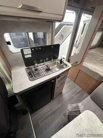 Daļēji integrēta kemperis KNAUS Van TI VANSATION 550 MF