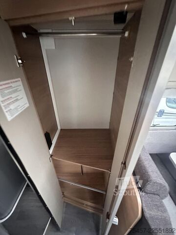 Daļēji integrēta kemperis KNAUS Van TI VANSATION 550 MF