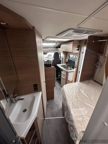 Daļēji integrēta kemperis KNAUS Van TI VANSATION 550 MF