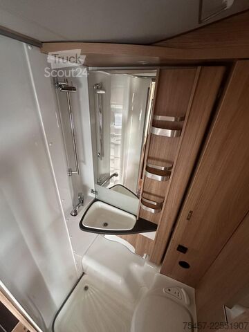 عربة تخييم شبه مدمجة KNAUS Sky Wave 60 YEARS 650 MEG