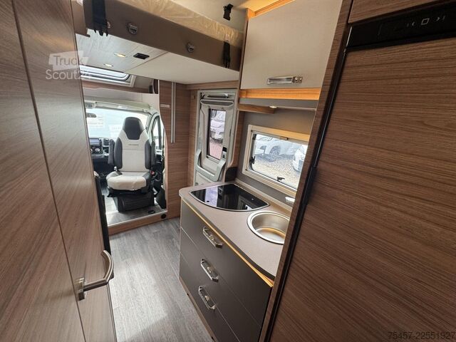Caravana semiintegrada WEINSBERG CaraSuite EDITION SPICY 650 MEG