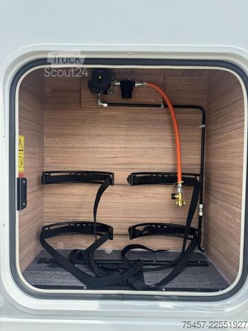 Caravana semiintegrada WEINSBERG CaraSuite EDITION SPICY 650 MEG