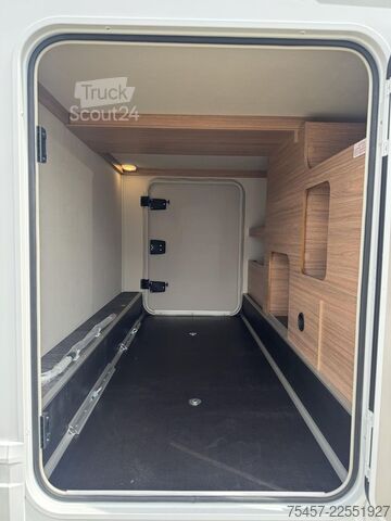 Caravana semiintegrada WEINSBERG CaraSuite EDITION SPICY 650 MEG
