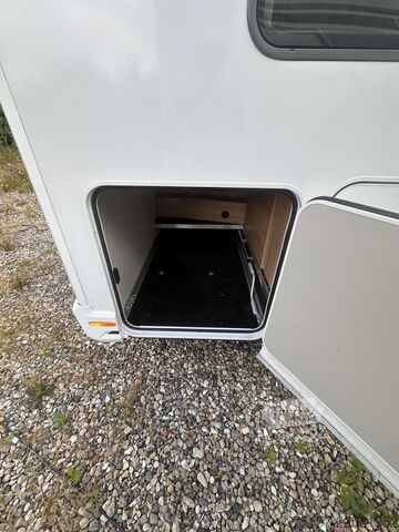 Autorulotă semi-integrată KNAUS Sky Ti PLATINUM SELECTION 650 MF Arktis-Paket