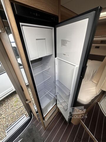 Autorulotă semi-integrată KNAUS Sky Ti PLATINUM SELECTION 650 MF Arktis-Paket