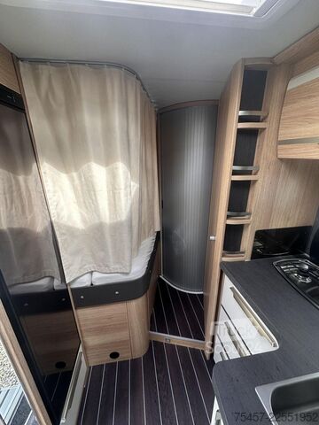 Autorulotă semi-integrată KNAUS Sky Ti PLATINUM SELECTION 650 MF Arktis-Paket