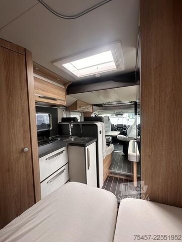 Autorulotă semi-integrată KNAUS Sky Ti PLATINUM SELECTION 650 MF Arktis-Paket