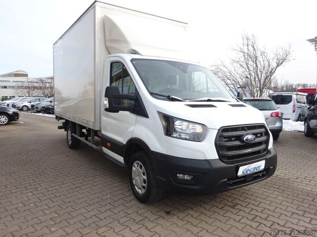 Vrachtwagen met bakwagen FORD Transit 350 L4 130PS HA Trend Koffer LBW