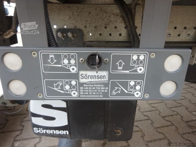 Vrachtwagen met bakwagen FORD Transit 350 L4 130PS HA Trend Koffer LBW