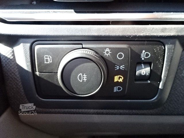 Minibuss FORD Tourneo Custom 340L1 Titanium X 2.5L PHEV 360Kam