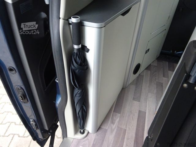 Campingvogn/bobil FORD Nugget 185PS Autm. Aufstelldach Markise AHK Xeno