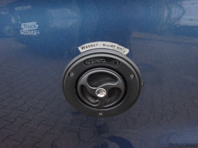 Campingvogn/bobil FORD Nugget 185PS Autm. Aufstelldach Markise AHK Xeno