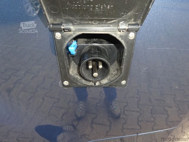 Campingvogn/bobil FORD Nugget 185PS Autm. Aufstelldach Markise AHK Xeno