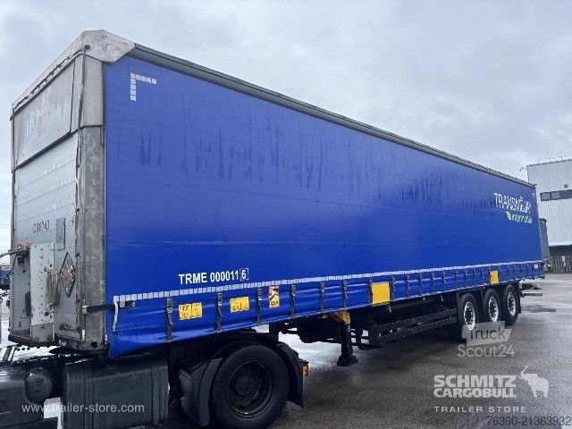 مقطورة نصفية مفتوحة مع قماش مشمع Schmitz Cargobull Semitrailer Curtainsider Standard