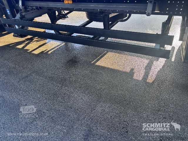 مقطورة نصفية مفتوحة مع قماش مشمع Schmitz Cargobull Semitrailer Curtainsider Standard