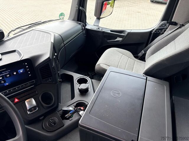 Camião basculante de 3 direções Mercedes-Benz AROCS 3246 8x4 EURO6 WYWROTKA TRÓJSTRONNA Z BOR...