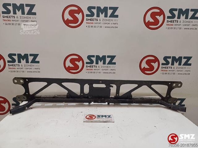 Soporte de parachoques Daf Occ voordwarsligger + opstaptredes L/R DAF