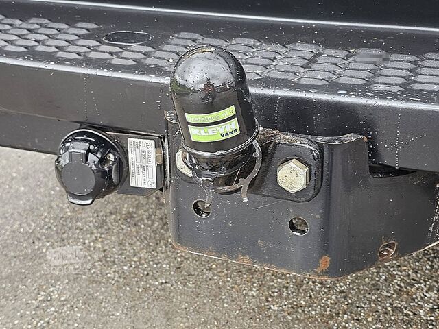 Karavan sa visokim krovom IVECO DAILY 35 S