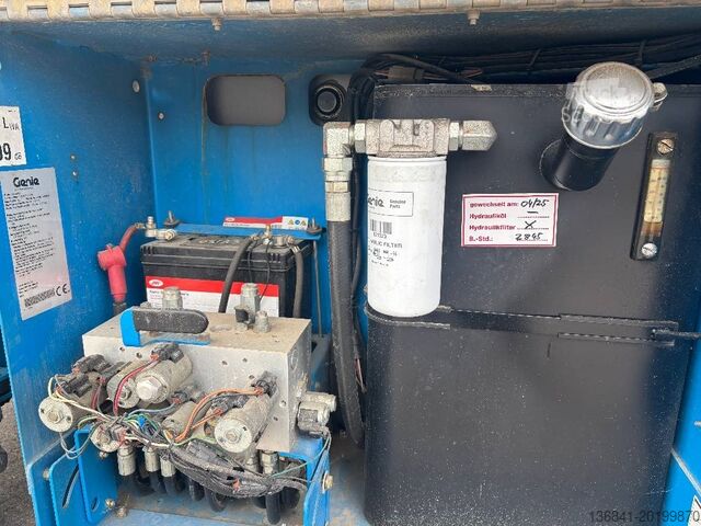 Nožnicový výťah Genie GS 2668 RT 10m Diesel Scherenarbeitsbühne
