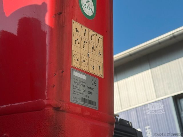 Camión volquete IVECO Stralis AD190 S/P 4x2 Kipper Kran FASSI F125