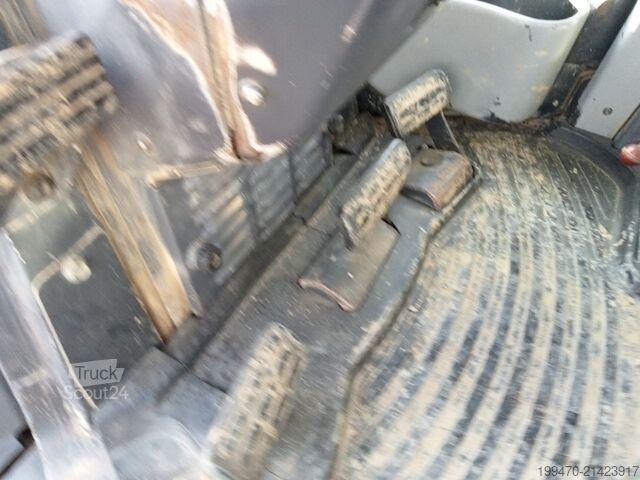 бульдозер Komatsu D65PX-15