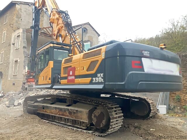 Pelle de démolition Hyundai HX330L with demolition boom, standard boom & shear