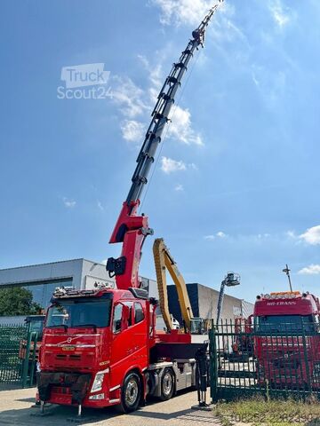 Lastplattform Volvo FH 540 8x4 TREKKER/BAKWAGEN + PALFINGER PK 135...