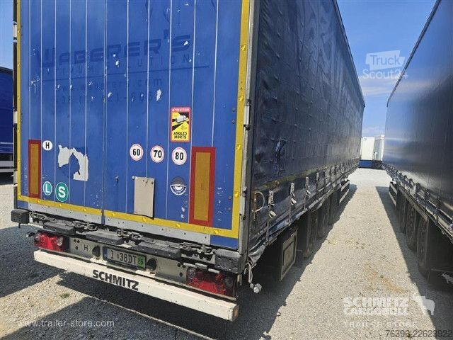 Öppen semitrailer med kapell Schmitz Cargobull Semitrailer Curtainsider Mega