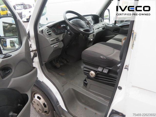 Hög tak skåpbil IVECO 35C17V/P