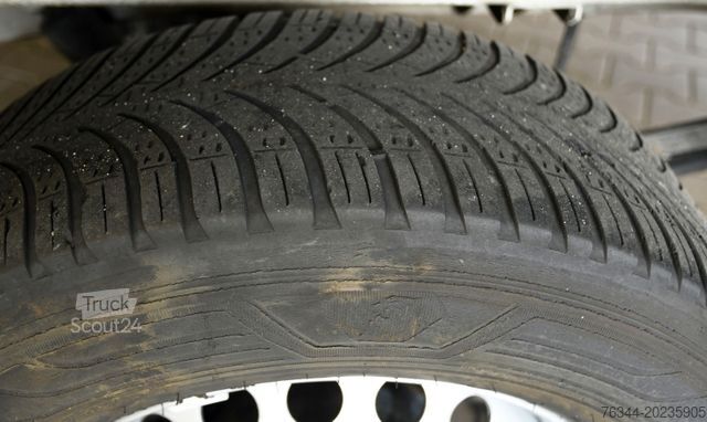 Panelová dodávka MERCEDES-BENZ Sprinter 317 CDI PRO Maxi Automatik Klima #429