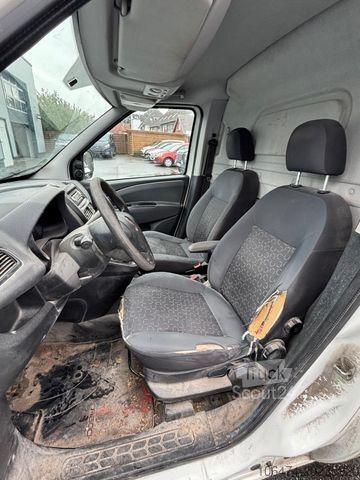 Panelinis furgonas FIAT Doblò SX Maxi Kasten