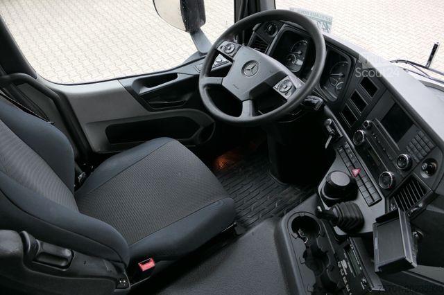 Camion frigorifique MERCEDES-BENZ Antos 1833 Kühlkoffer Vollluft Kamera LBW Euro 6