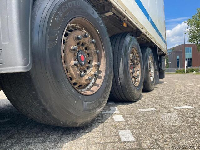 Kufor Schmitz Cargobull SAF AXLES, LIFT AXEL, DISC BRAKES, AIR SUSPENSION