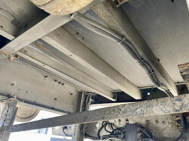 Kufor Schmitz Cargobull SAF AXLES, LIFT AXEL, DISC BRAKES, AIR SUSPENSION