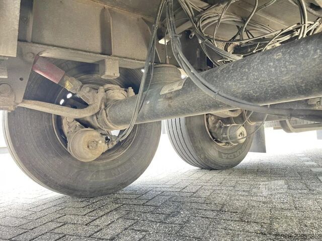 Kufor Schmitz Cargobull SAF AXLES, LIFT AXEL, DISC BRAKES, AIR SUSPENSION