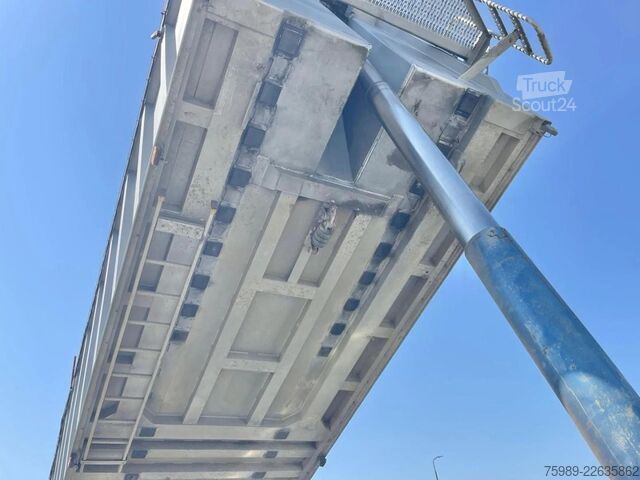 شاحنة قلابة Fruehauf grain transport 46m 3 3 axels , ABS