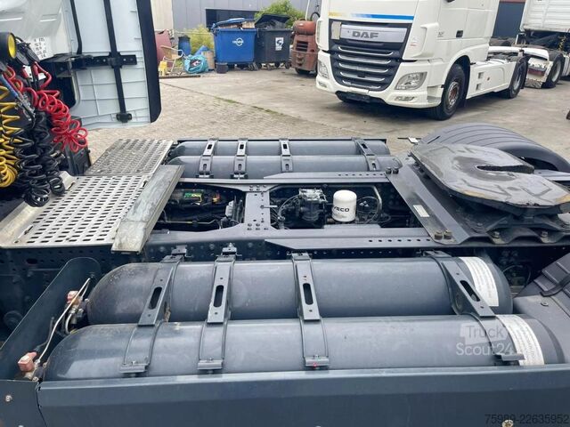  Iveco S-WAY 460 CNG, RETARDER, ACC