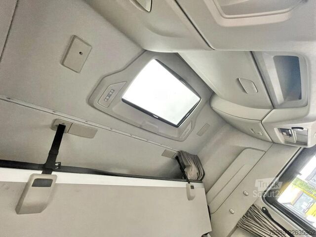 Standard-SZM Iveco S-WAY 460 CNG, RETARDER, ACC