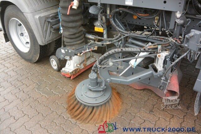 Vejfejemaskine Mercedes-Benz Atego 1524 Bucher Johnston VS650 Deutsches Gerät