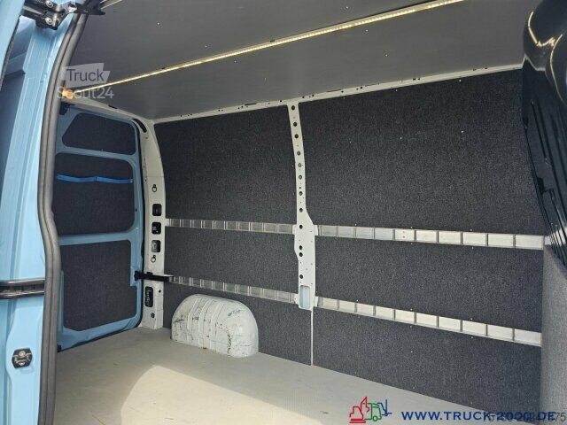 Ploščati dostavnik Renault Master 2.3 DCI 150 Autom. Möbeltransporter Klima