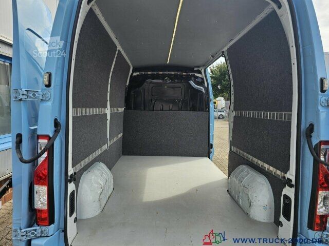 Ploščati dostavnik Renault Master 2.3 DCI 150 Autom. Möbeltransporter Klima