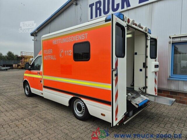 Brandbil Volkswagen T5 2.0 TDI Automatic KTW Krankentransport Klima
