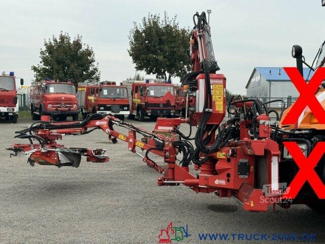 Faucheuse Unimog Dücker Mähkombination RSM Mäher Ausleger DUA800