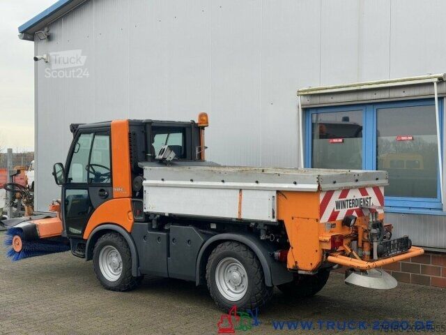 Balayeuse de voirie Multicar Tremo X56 Winterdienst Streuer + Besen NUR 10TKM