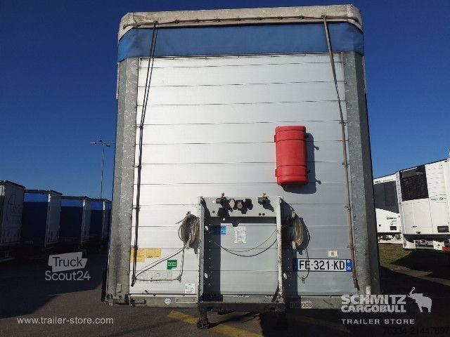 Auflieger mit Pritsche & Plane Schmitz Cargobull Semitrailer Curtainsider Standard