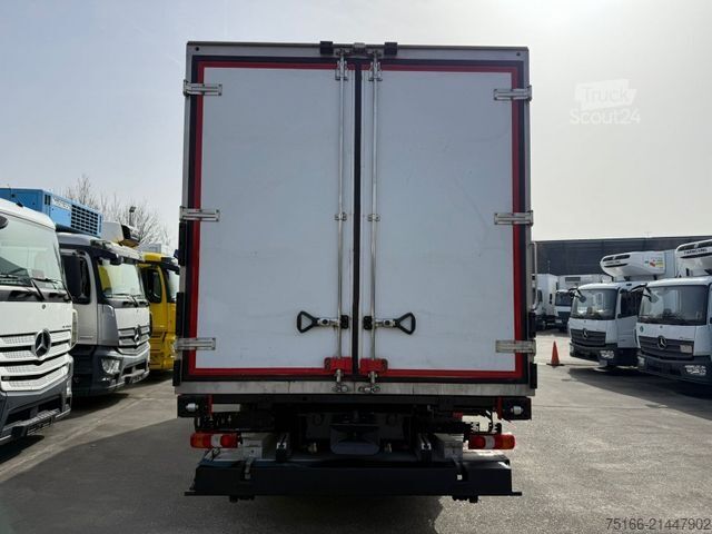 Jäähdytysrekka MERCEDES-BENZ ATEGO 1530 L Kühlkoffer 7,40 m LBW 2 T*AHK