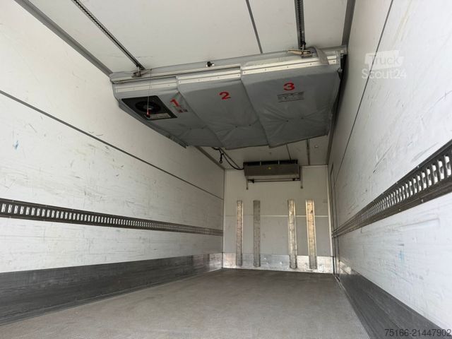 Jäähdytysrekka MERCEDES-BENZ ATEGO 1530 L Kühlkoffer 7,40 m LBW 2 T*AHK