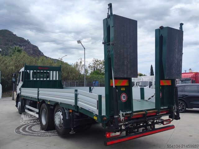 Трал с гидравлическими аппарелями и лебедкой Renault D 26